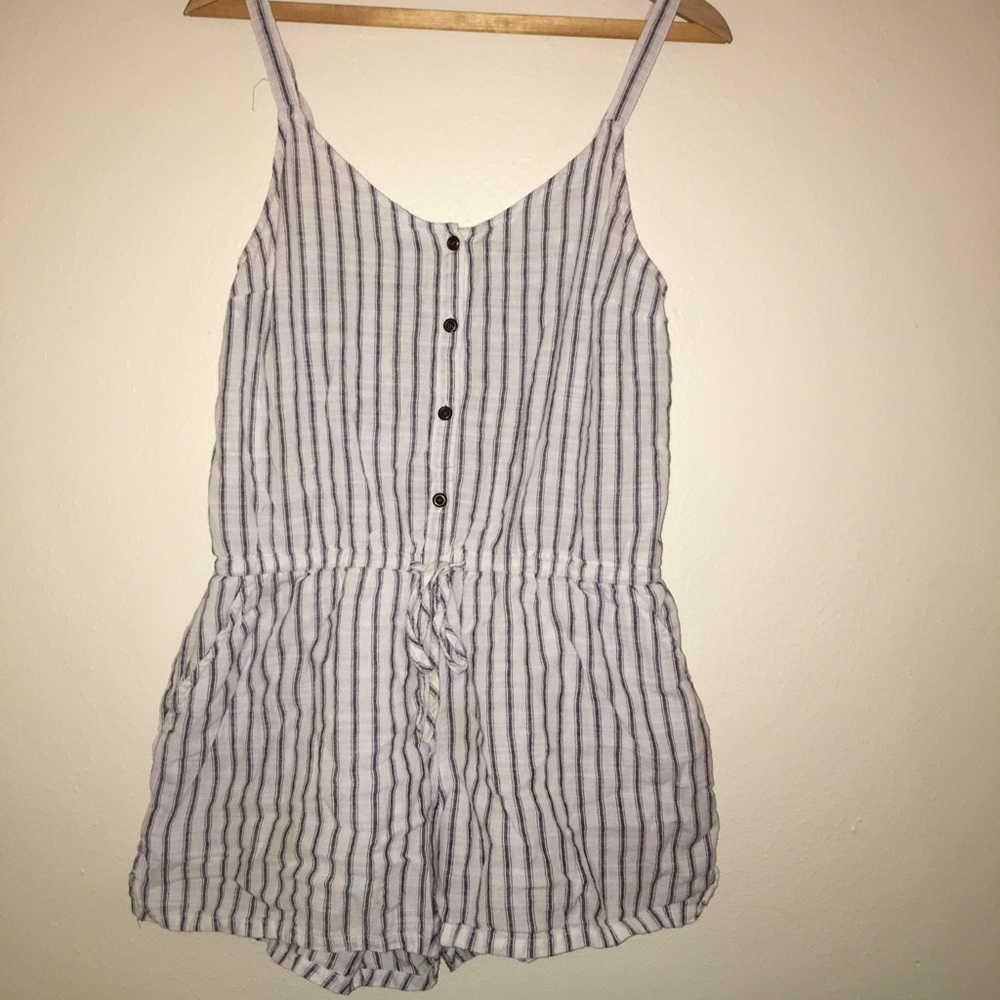 Linen romper